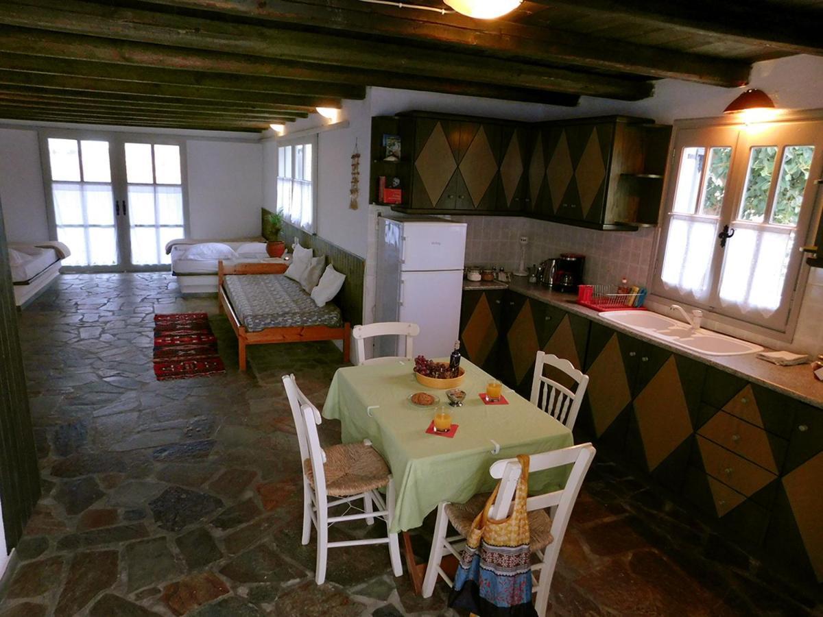 Krotiri Arokaria Hideaway Suites מראה חיצוני תמונה