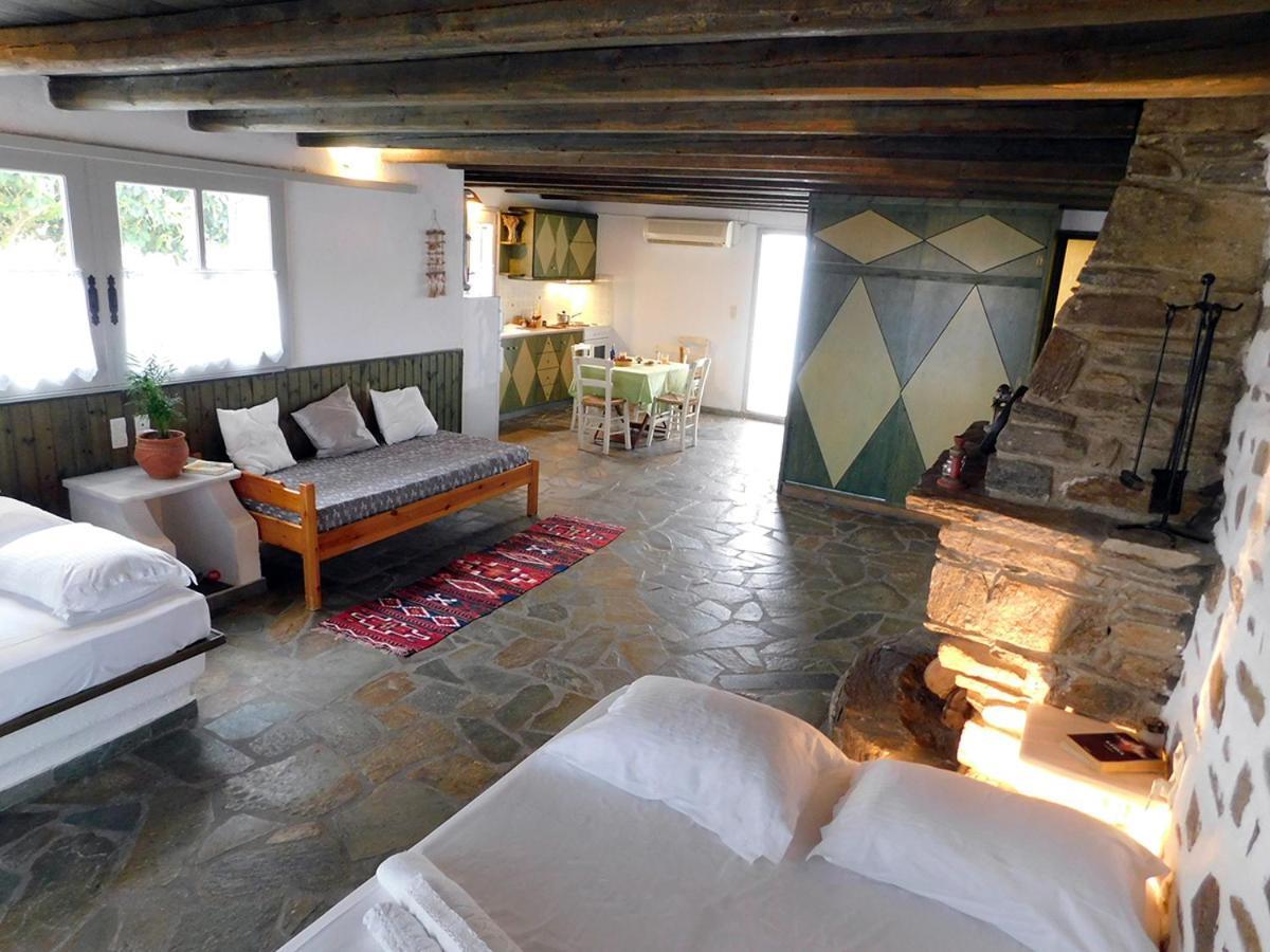 Krotiri Arokaria Hideaway Suites מראה חיצוני תמונה